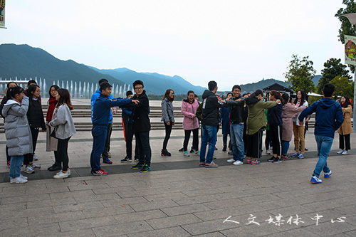 全员加速 3044永利集团学生干部素质拓展进行时