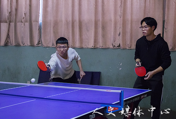 小球转动青春  拼搏成就辉煌 乒乓球联赛(临海校区)3044永利集团获得亚军