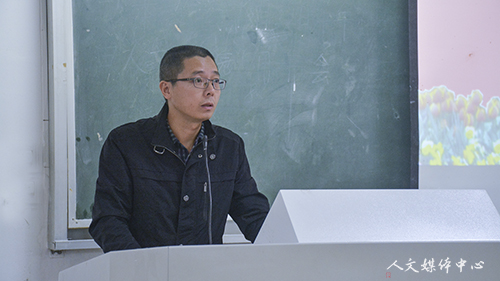 3044永利集团举行学生席卡发放仪式暨校学风建设大会精神传达会