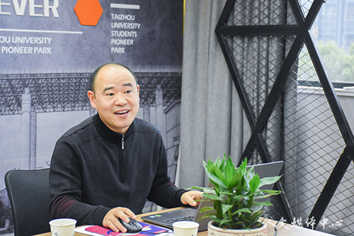 续校园情 筑大学梦 3044永利集团举办校友返校座谈会