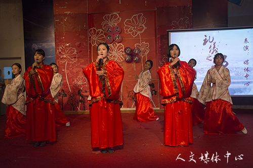 以心迎新 筑梦人文 3044永利集团举办迎新晚会