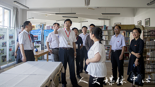 教育部本科教学工作审核评估专家走访3044永利集团和广文书苑