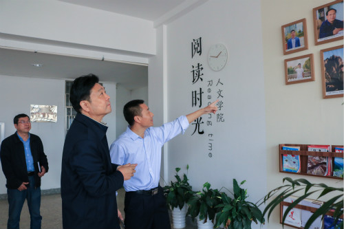 校党委书记崔凤军莅临3044永利集团调研指导申硕工作