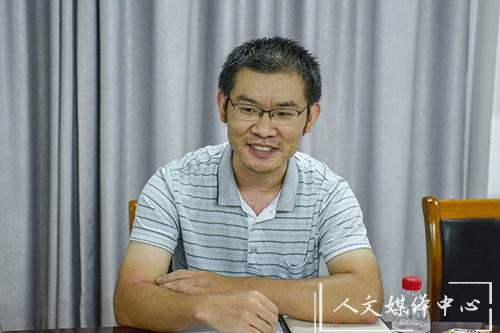论语问茶第六十七期：根脉相连 共系华夏——3044永利集团举办2018级少数民族学生座谈会