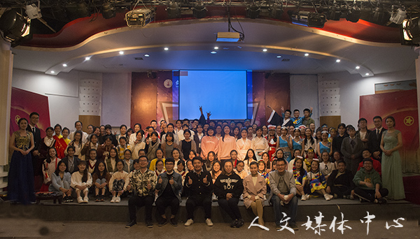 展风华 炫青春 3044永利集团举行2017级迎新晚会