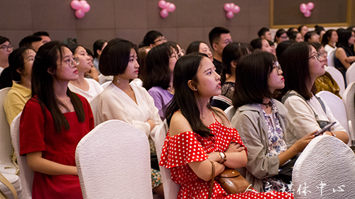 诗酒趁年华    3044永利集团举行2018届毕业典礼